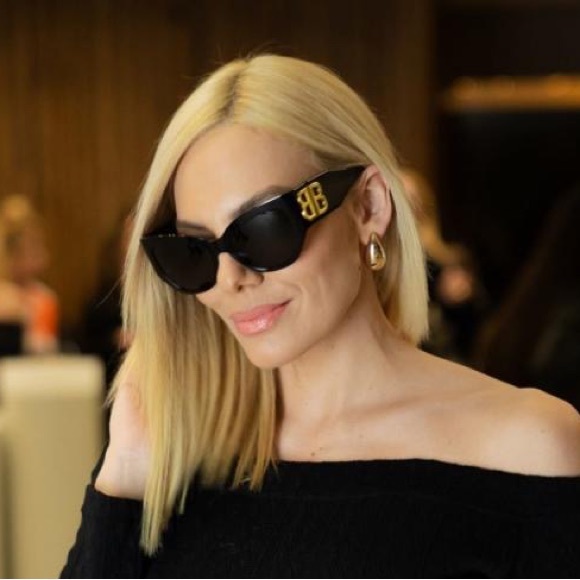 NEW BALENCIAGA BB0322S 002 CAT EYE BLACK WOMEN SUNGLASSES - Picture 2 of 9